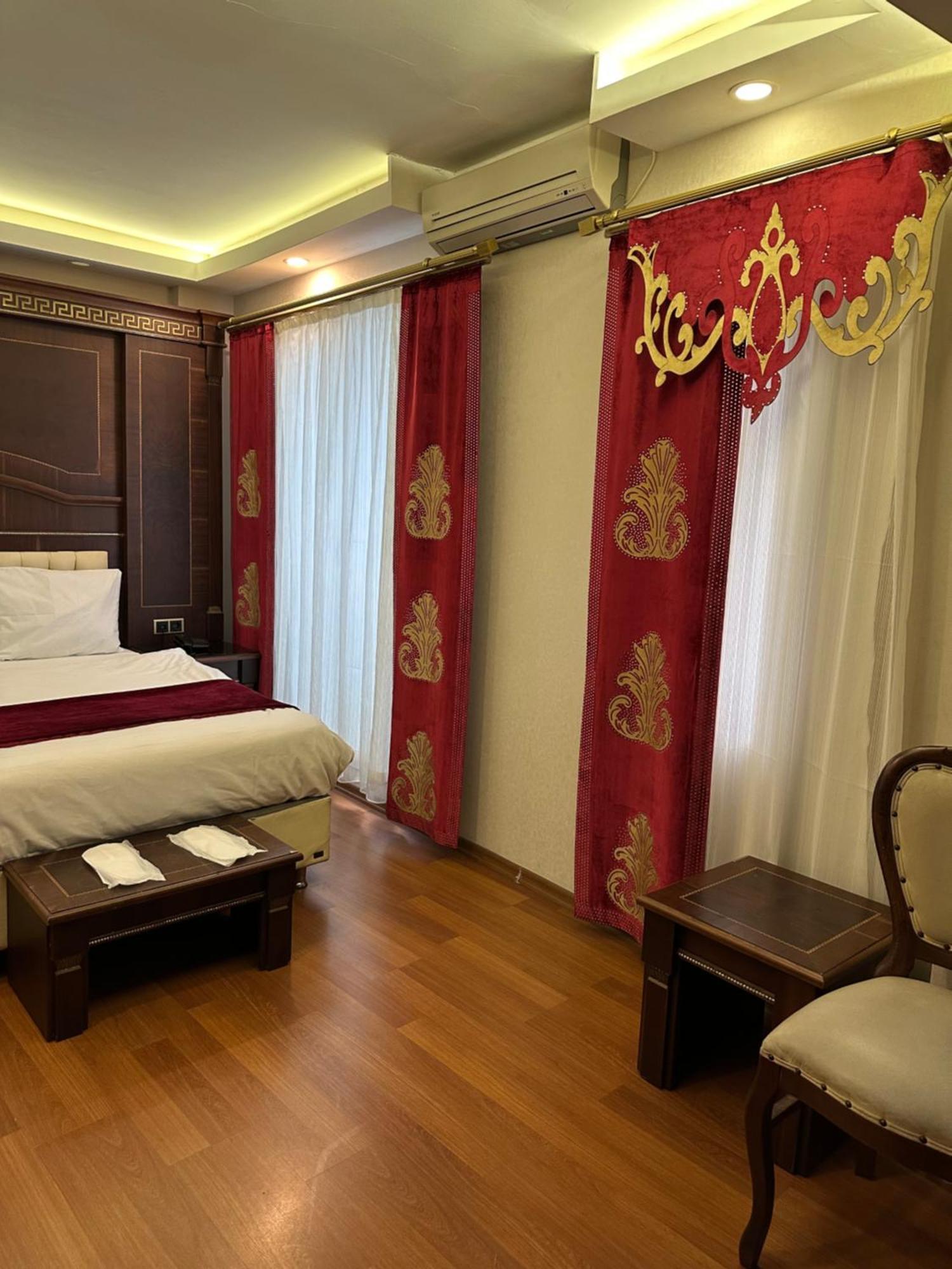 napolyon hotel Istanbulská provincie Exteriér fotografie